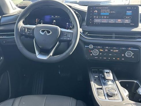 New 2026 INFINITI QX60 Luxe w/ Family Package AWD/4WD image 23