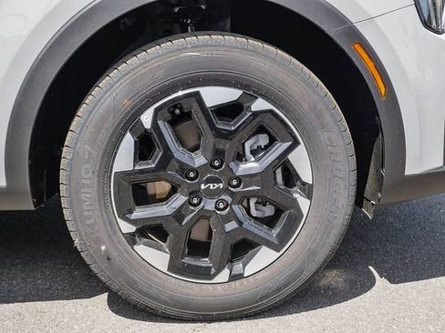 New 2026 Kia Sorento S image 10