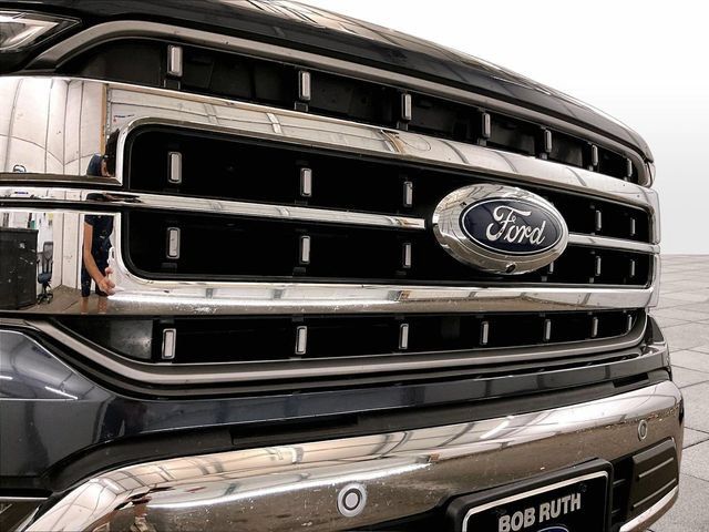 Used 2022 Ford F150 Lariat w/ Equipment Group 502A High AWD/4WD image 29