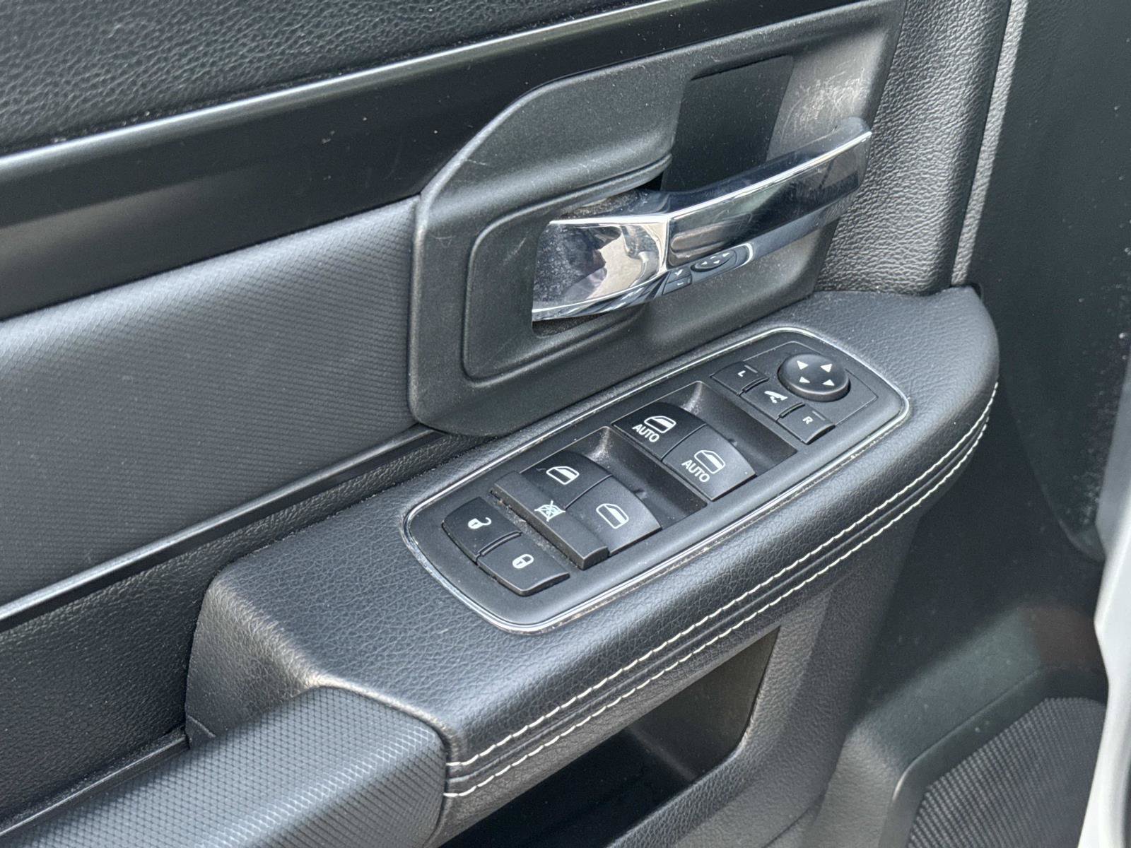 Used 2018 RAM 1500 Rebel w/ Luxury Group AWD/4WD image 18