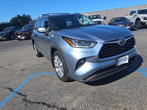 Used 2020 Toyota Highlander Limited AWD/4WD image 14