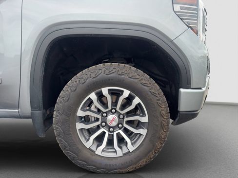 Used 2023 GMC Sierra 1500 AT4 w/ AT4 Preferred Package AWD/4WD image 21