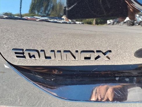 Used 2023 Chevrolet Equinox RS image 7