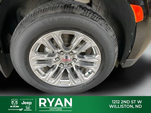 Used 2021 GMC Yukon SLT w/ SLT Luxury Plus Package AWD/4WD image 68
