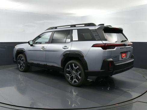 New 2026 Subaru Outback Touring XT image 33