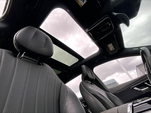 Used 2023 Mercedes-Benz EQS 450+ SUV image 13