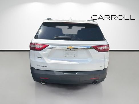 Used 2019 Chevrolet Traverse LT w/ LPO, Cargo Package FWD image 3