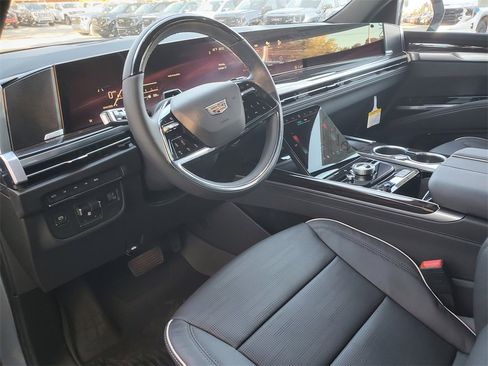 New 2026 Cadillac Escalade Luxury w/ LPO, Floor Liner Package image 12