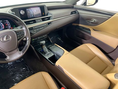 Used 2019 Lexus ES 350 w/ Premium Package FWD image 23