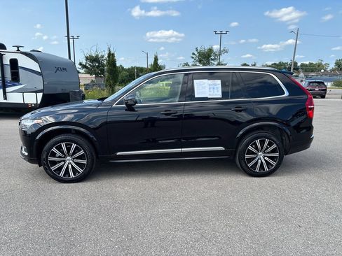 Used 2025 Volvo XC90 B6 Plus AWD/4WD image 2