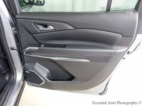 Used 2024 Chevrolet Traverse RS w/ LPO, Floor Liner Package AWD/4WD image 25