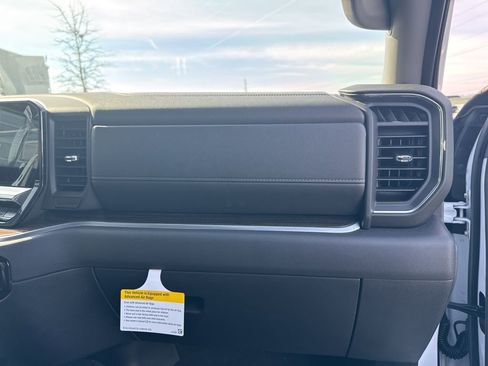 New 2026 GMC Sierra 1500 Elevation image 23