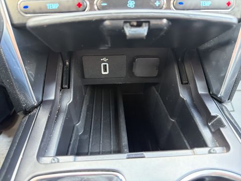 Used 2019 Ford Explorer Limited w/ Class III Trailer Tow Package image 30