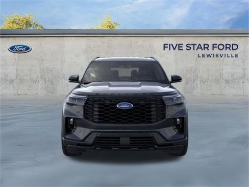 New 2026 Ford Explorer ST-Line w/ ST-Line Street Pack image 7
