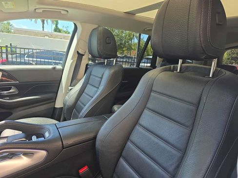 Used 2020 Mercedes-Benz GLS 450 4MATIC image 16