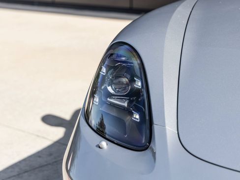 Certified 2024 Porsche 718 Boxster RWD image 21