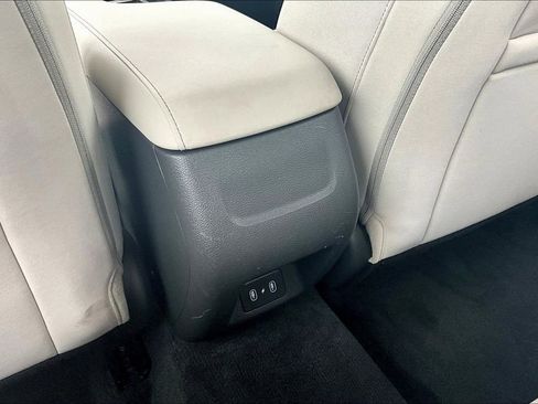 Used 2025 Hyundai Sonata SEL FWD image 11
