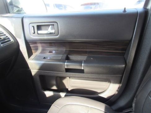Used 2018 Ford Flex SEL w/ Equipment Group 202A image 23