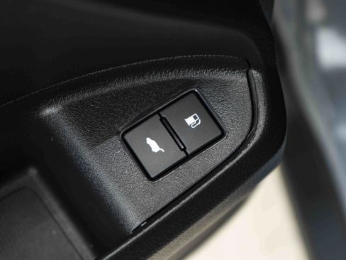 Used 2025 Honda Passport EX-L image 36
