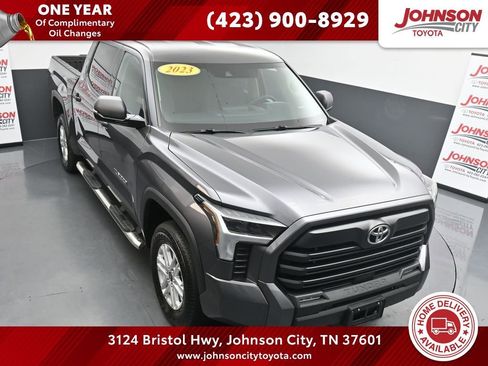 Used 2023 Toyota Tundra SR5 w/ SR5 Convenience Package image 1