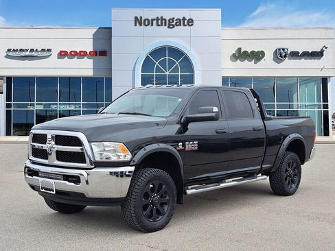 Used 2017 RAM 3500 Tradesman w/ Chrome Appearance Group image 2