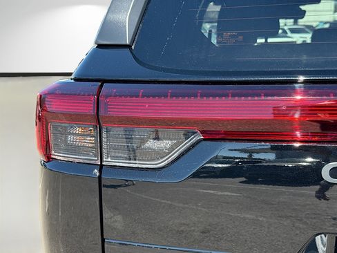 New 2026 Subaru Outback Limited AWD/4WD image 10