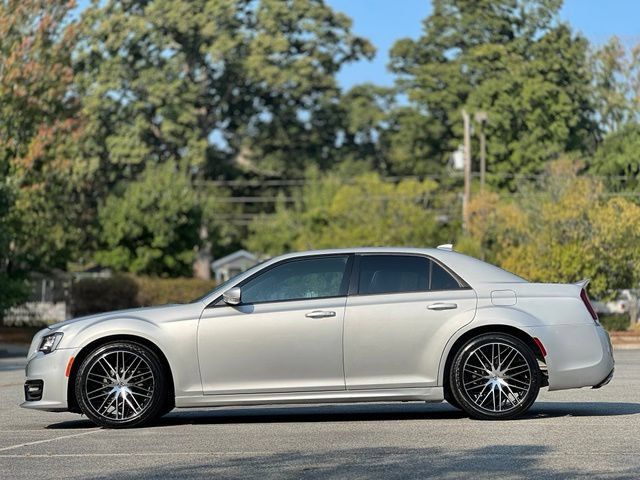 Used 2021 Chrysler 300 S w/ S Model Appearance Package RWD image 8
