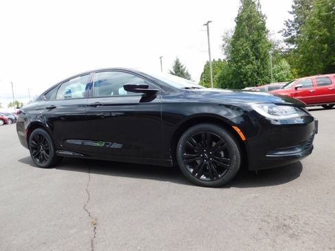 Used 2017 Chrysler 200 LX FWD image 1