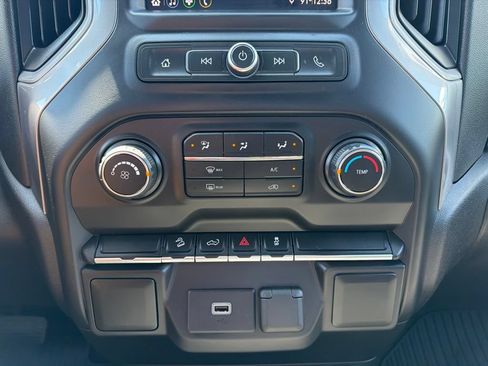 Used 2020 Chevrolet Silverado 1500 Custom Trail Boss w/ Custom Convenience Package AWD/4WD image 22