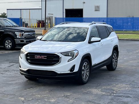 Used 2020 GMC Terrain SLT FWD image 3