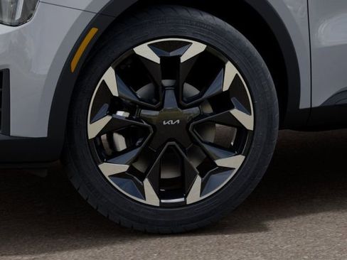 New 2026 Kia Sorento EX AWD/4WD image 9