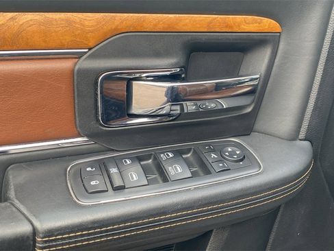 Used 2016 RAM 2500 Longhorn w/ Convenience Group image 18