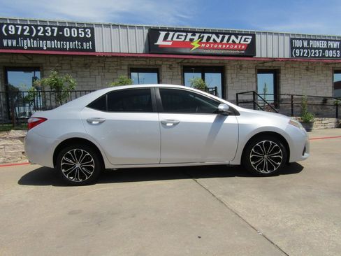 Used 2015 Toyota Corolla S FWD image 5