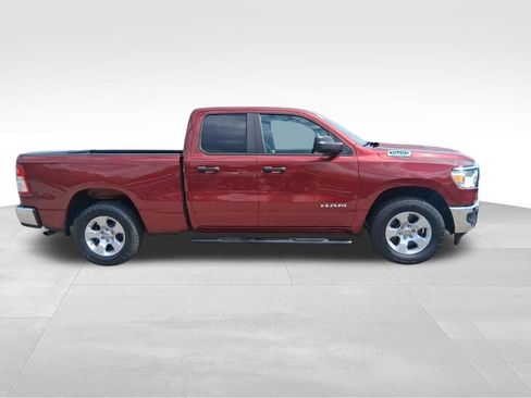 Used 2023 RAM 1500 Big Horn AWD/4WD image 4