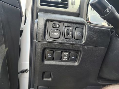 Used 2024 Toyota 4Runner Limited AWD/4WD image 11