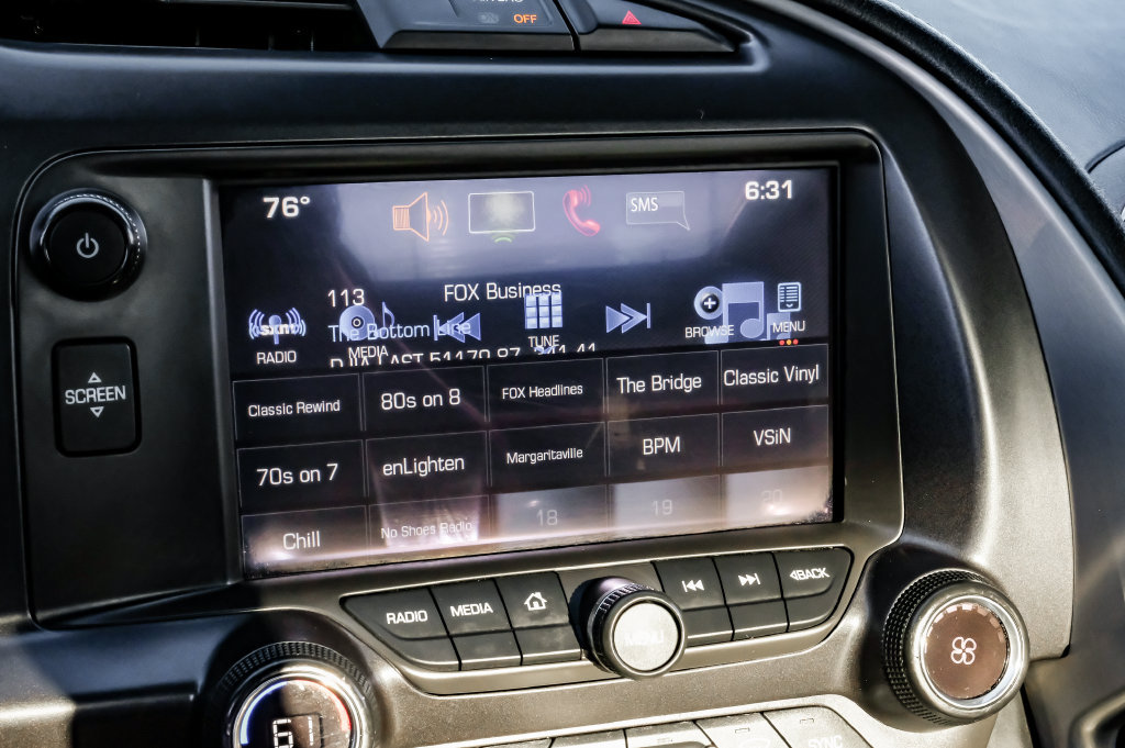 Used 2019 Chevrolet Corvette Stingray Coupe w/ 1LT RWD image 27