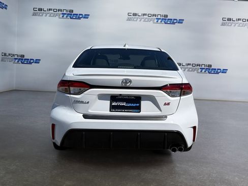 Used 2023 Toyota Corolla SE w/ Carpet Mat Package (TMS) FWD image 6