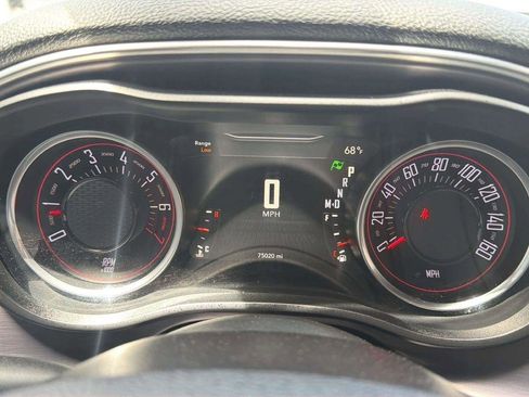 Used 2016 Dodge Challenger SXT RWD image 22