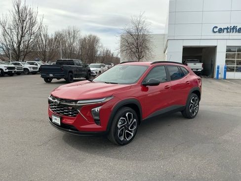 New 2026 Chevrolet Trax RS w/ Driver Confidence Package image 8