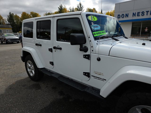 Used 2015 Jeep Wrangler Unlimited Sahara w/ Connectivity Group AWD/4WD image 28