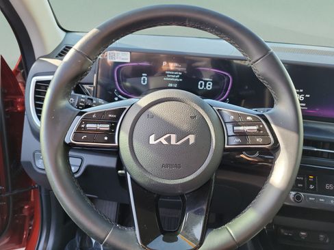 Certified 2025 Kia Seltos S FWD image 17