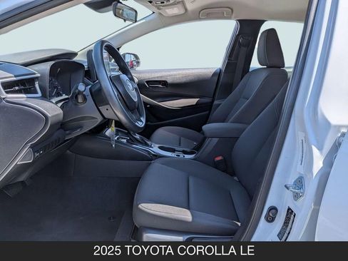 Used 2025 Toyota Corolla LE FWD image 14