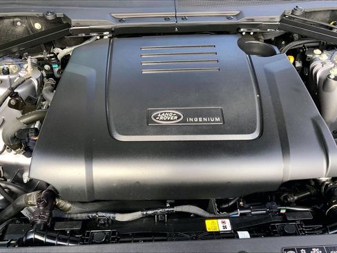 Certified 2024 Land Rover Defender 90 S AWD/4WD image 29