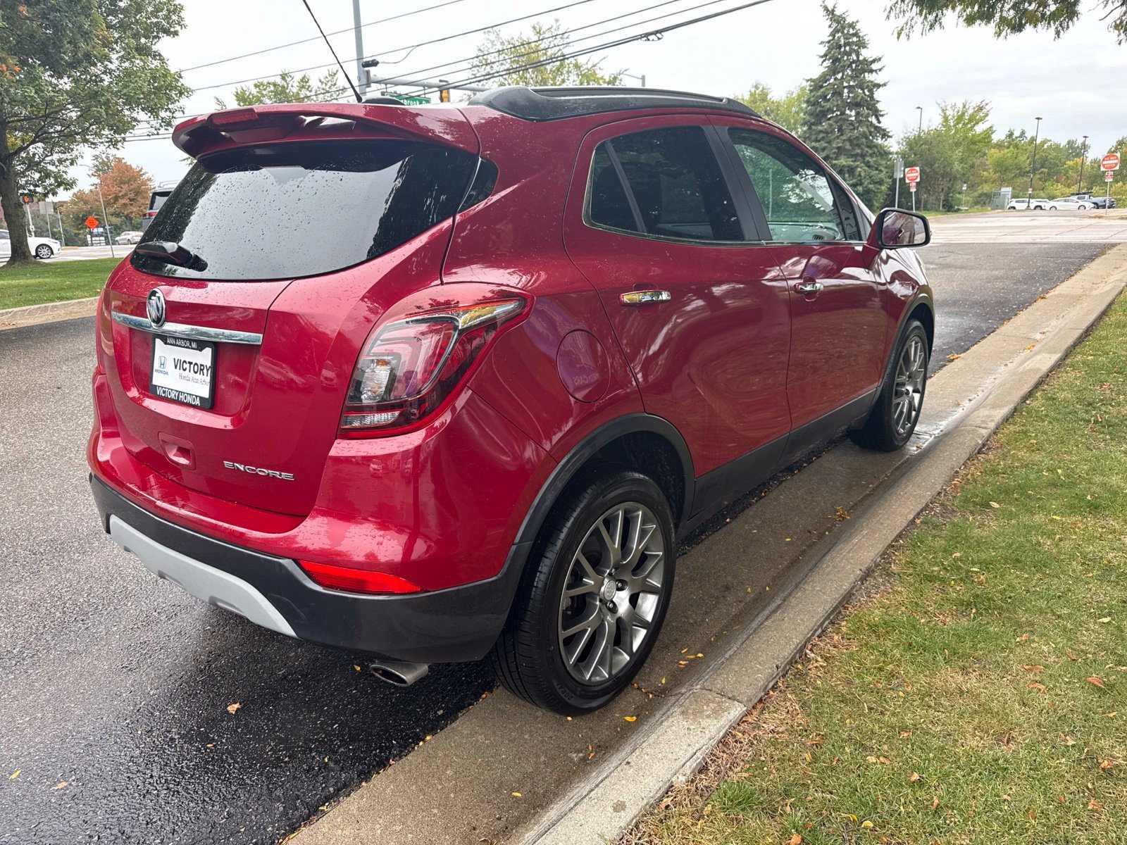 Used 2019 Buick Encore Sport Touring w/ Safety Package FWD image 7
