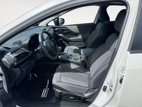 Used 2025 Subaru Crosstrek 2.0i Premium image 10
