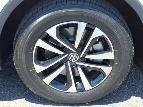 Certified 2023 Volkswagen Tiguan S FWD image 9