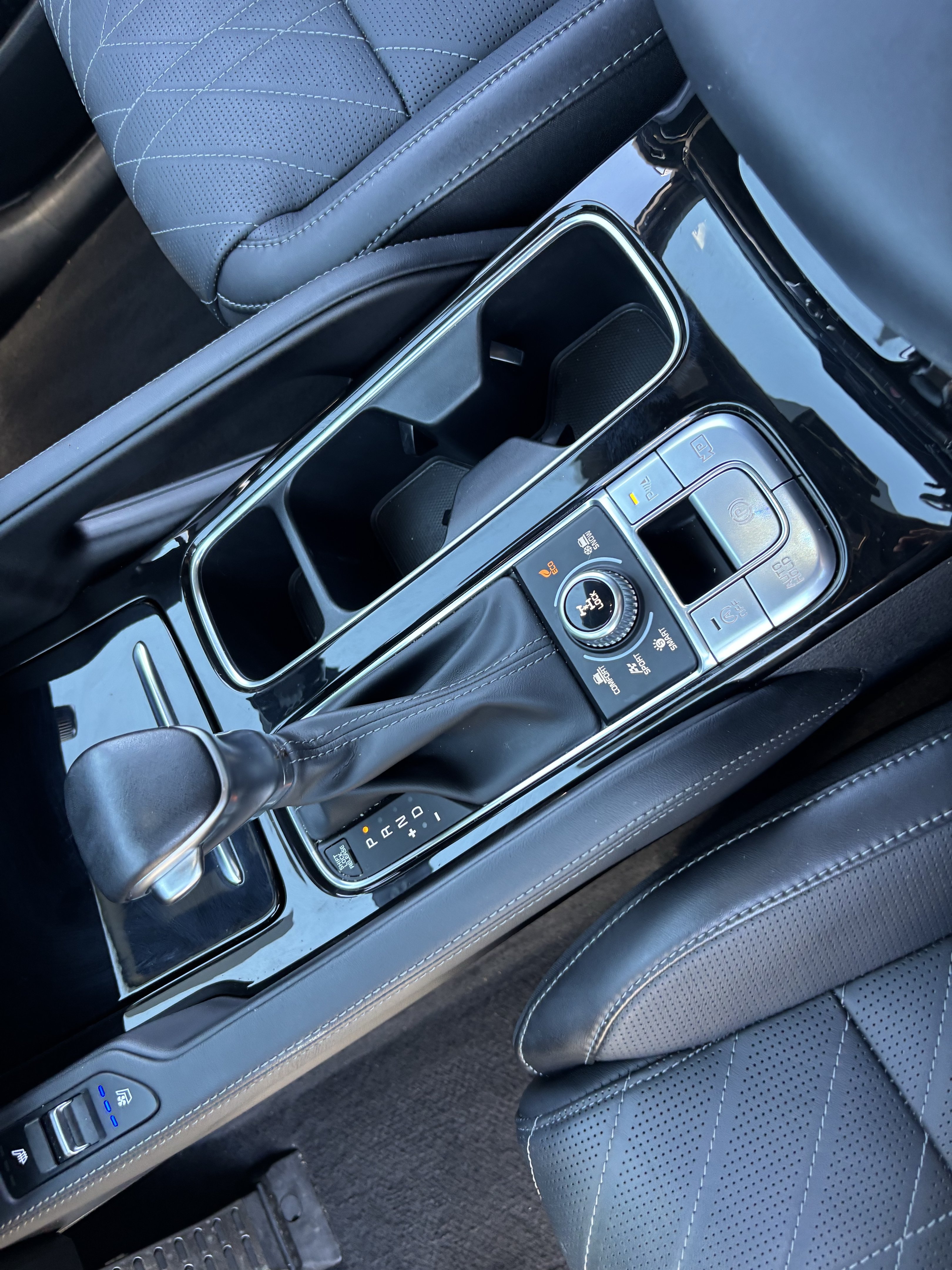 Certified 2024 Kia Telluride SX Prestige X-Line AWD/4WD image 24