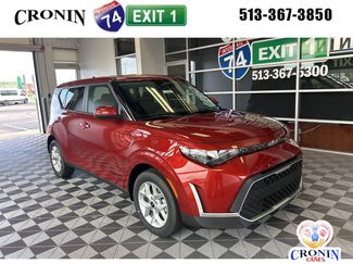 New 2025 Kia Soul S image 1