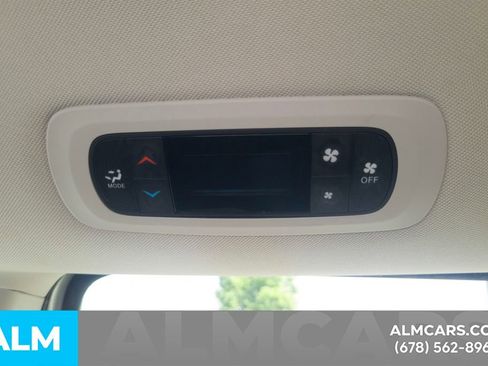 Used 2023 Chrysler Voyager LX FWD image 22
