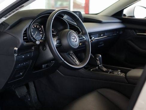 Used 2025 MAZDA MAZDA3 s image 9